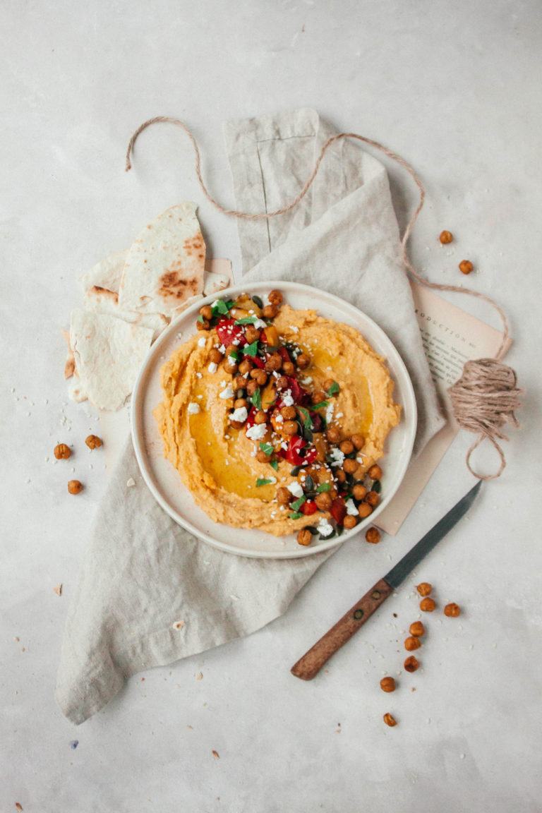 Hummus van geroosterde butternut en gegrilde paprika