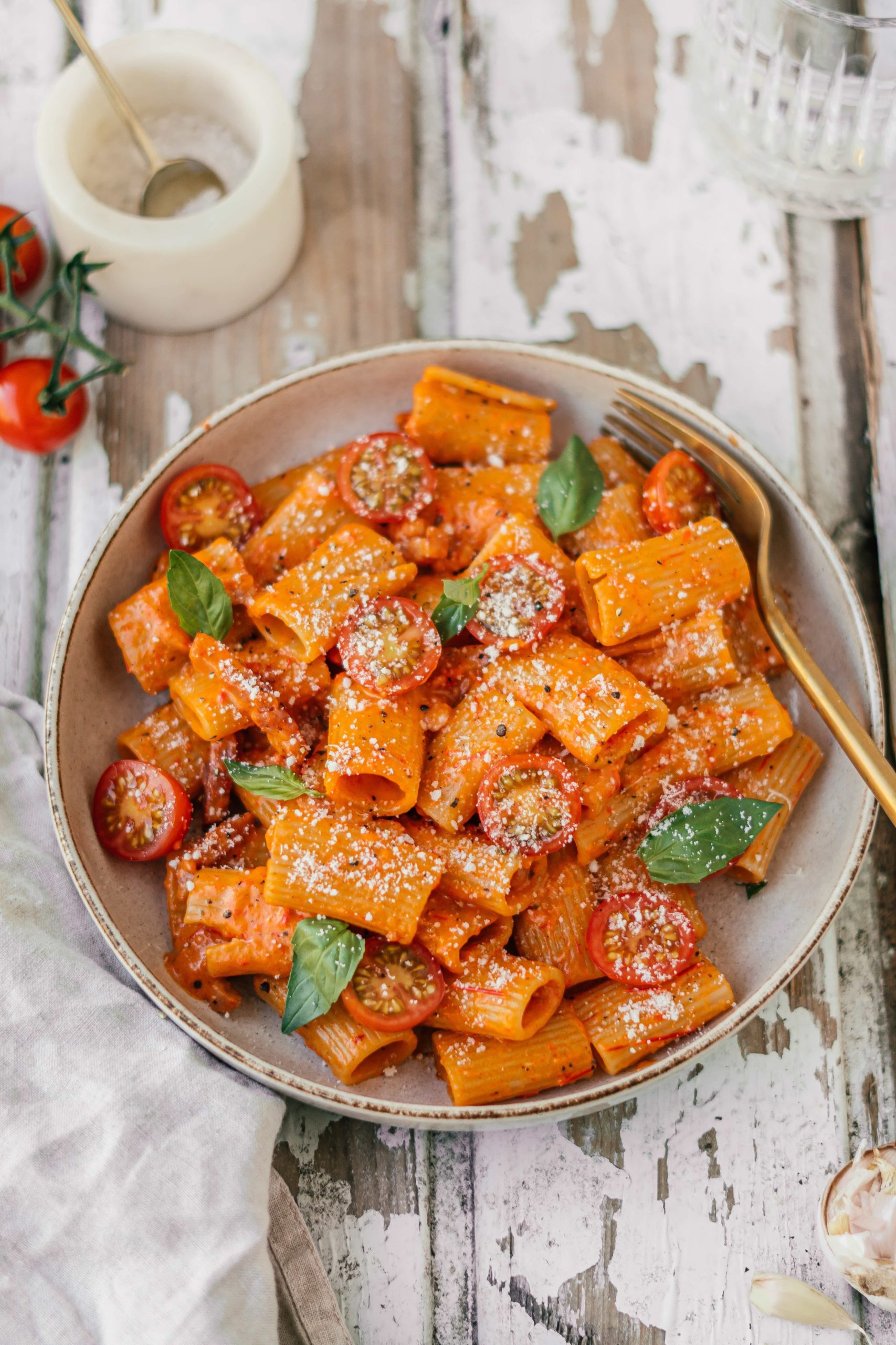 Je bekijkt nu Rigatoni met zoete paprikasaus