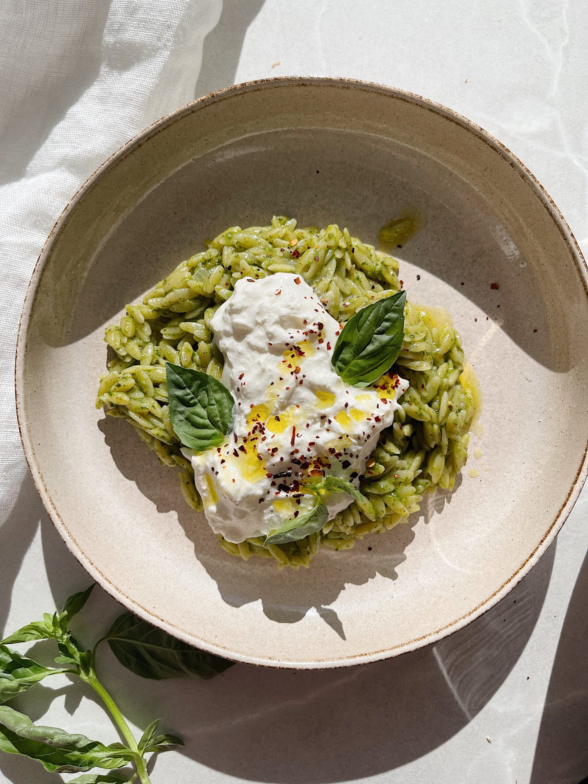 Je bekijkt nu Orzotto met spinaziepesto