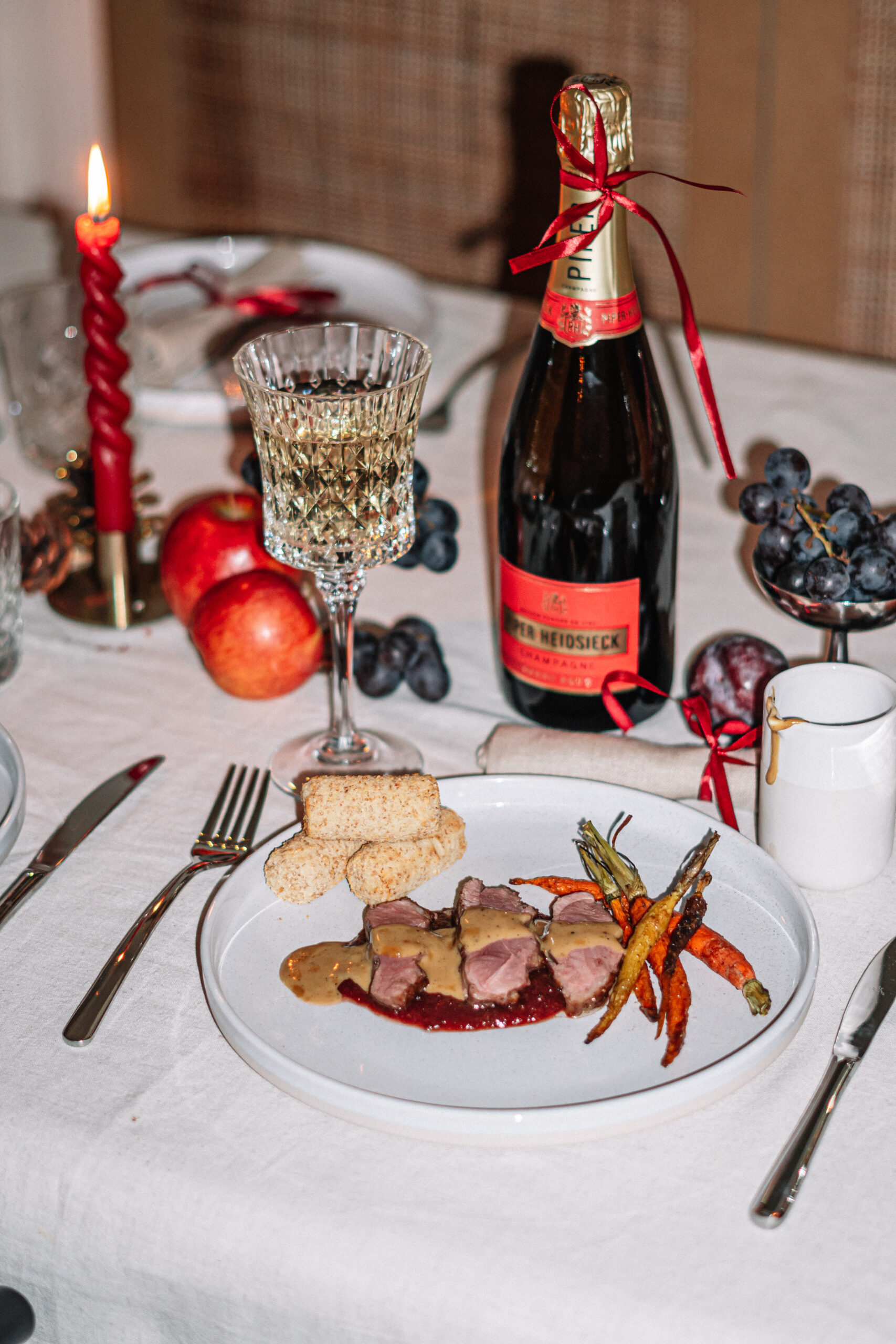 Je bekijkt nu Eendenborstfilet met pruim, miso en worteltjes